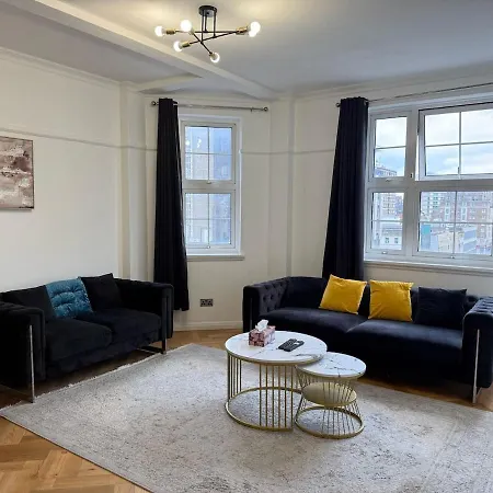F54 Modern 3-Bed Flat Near Paddington Station Apartment